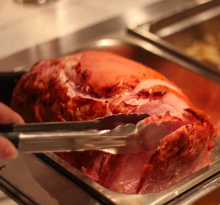 Savourer un buffet à volonté dans un restaurant asiatique avecEstancarbon